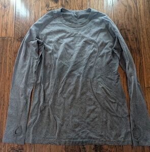 lululemon athletica Gray Long Sleeve Tee